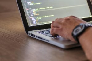 Home Visualisatie van de essentie van ICT beheer: hardware, software en netwerkveiligheid voor bedrijven