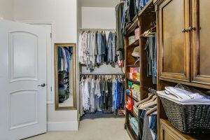 Home Selectie van modieuze garderobe items van Studio Anneloes met klassieke en trendy dameskleding in neutraal kleurenpalet